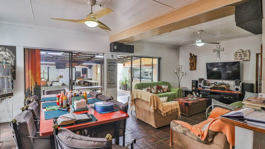 4 Bedroom Property for Sale in Cambridge Eastern Cape